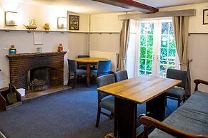 Sutton Staithe Hotel