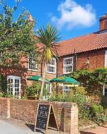 Sutton Staithe Hotel