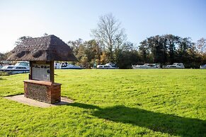 Sutton Staithe Hotel