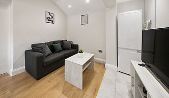 Stylish 2 Bedroom Apartment