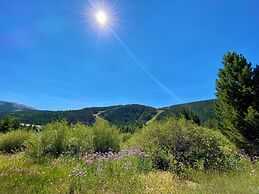 Tenderfoot Lodge 2611