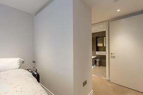 Stylish 2 Bed Flats Near US Embassy