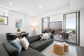 Azure Apartments by Urban Rest