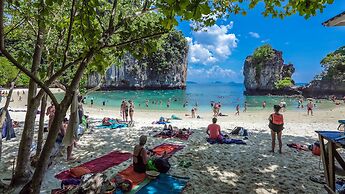 Swiss Chalet Garden Pool Resort