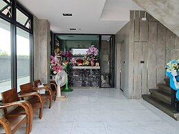 Samutsakorn Apartment