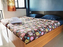 Samutsakorn Apartment