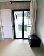 Samutsakorn Apartment