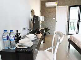 Samutsakorn Apartment