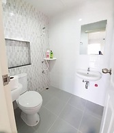 Samutsakorn Apartment