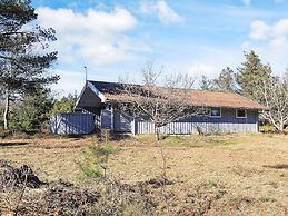 6 Person Holiday Home in Albaek