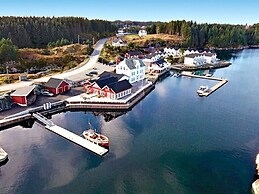 6 Person Holiday Home in Austrheim