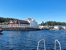 6 Person Holiday Home in Austrheim