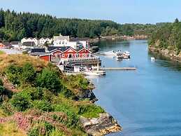 6 Person Holiday Home in Austrheim