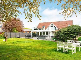 8 Person Holiday Home in Henne