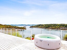 12 Person Holiday Home in Fitjar