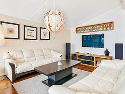 12 Person Holiday Home in Fitjar