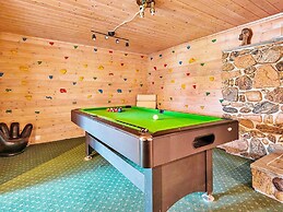 12 Person Holiday Home in Fitjar