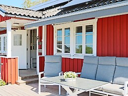 6 Person Holiday Home in Sloinge