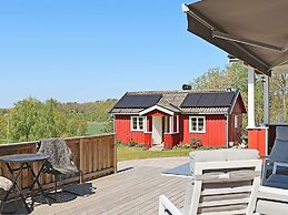 6 Person Holiday Home in Sloinge