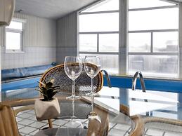 Luxury Cottage With Pool and Sauna-by Traum