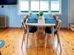 6 Person Holiday Home in Lindas