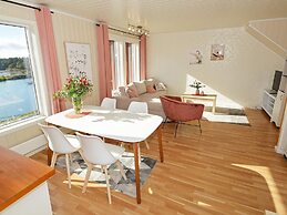 6 Person Holiday Home in Eydehavn
