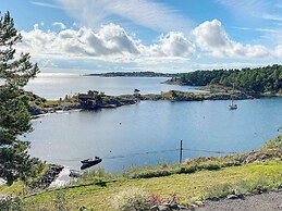 6 Person Holiday Home in Eydehavn