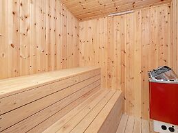 Holiday Home in Henne