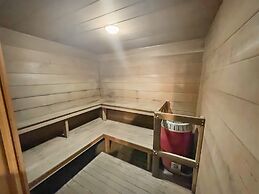 Cc19 Chateau Claire 2 Bedroom Condo by RedAwning