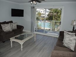 Brunswick Plantation Resort and Golf Condo 307m With Outdoor Pool by R