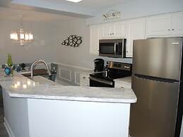 1408m 1 Bedroom Condo by RedAwning