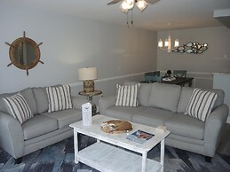 Overlooking Golf Course Villa 1408 with Full Kitchen Close to Calabash