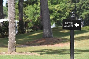 Overlooking Golf Course Villa 1408 with Full Kitchen Close to Calabash