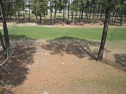 Overlooking Golf Course Villa 1408 with Full Kitchen Close to Calabash