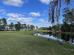 Overlooking Golf Course Villa 1408 with Full Kitchen Close to Calabash