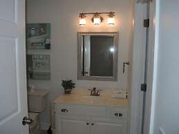 Overlooking Golf Course Villa 1408 with Full Kitchen Close to Calabash