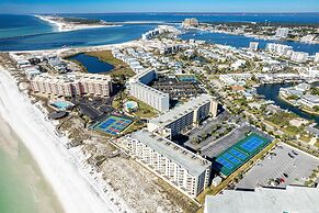 Inlet Reef 518 2 Bedroom Condo by RedAwning