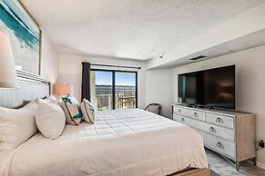 Inlet Reef 518 2 Bedroom Condo by RedAwning