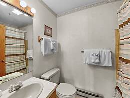 Cimarron 402 2 Bedroom Condo by RedAwning