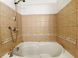 Cimarron 402 2 Bedroom Condo by RedAwning