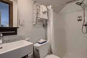 Abbett Placer Historic 7 Bedroom Home by RedAwning