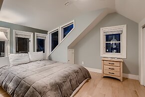 Abbett Placer Historic 7 Bedroom Home by RedAwning