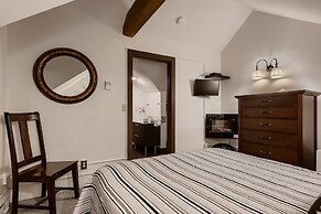 Abbett Placer Historic 7 Bedroom Home by RedAwning