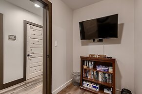 Abbett Placer Historic 7 Bedroom Home by RedAwning