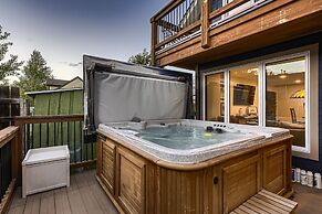 Abbett Placer Historic 7 Bedroom Home by RedAwning