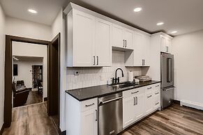 Abbett Placer Historic 7 Bedroom Home by RedAwning