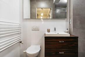 Bazaar Apartment - LoftAffair