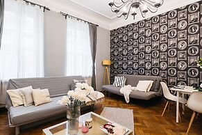 Skłodowskiej Apartment - LoftAffair
