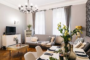 Skłodowskiej Apartment - LoftAffair