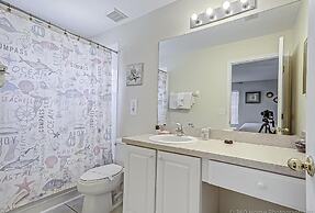 Emerald Island Resort, Private Pool, Game Room and BBQ Grill, Near Dis